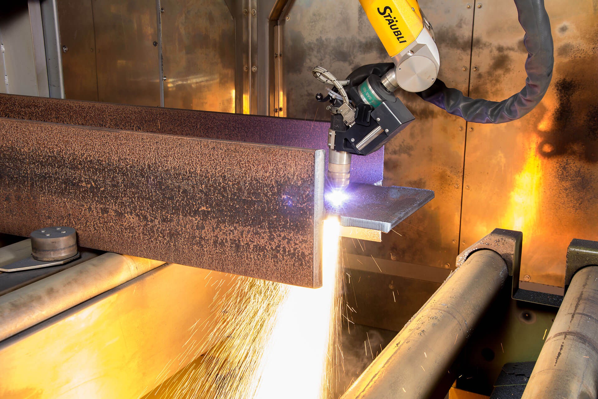 robotic plasma cutting